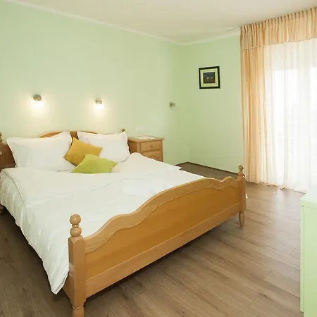 Villa Vinka *